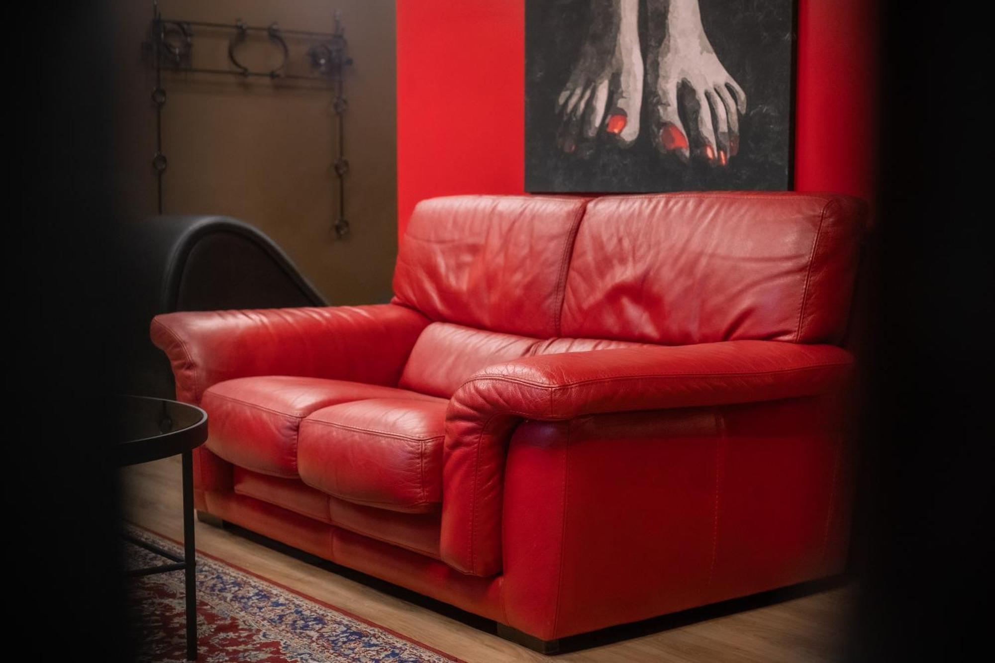 Bdsm Red Apartments Vilnius Ngoại thất bức ảnh