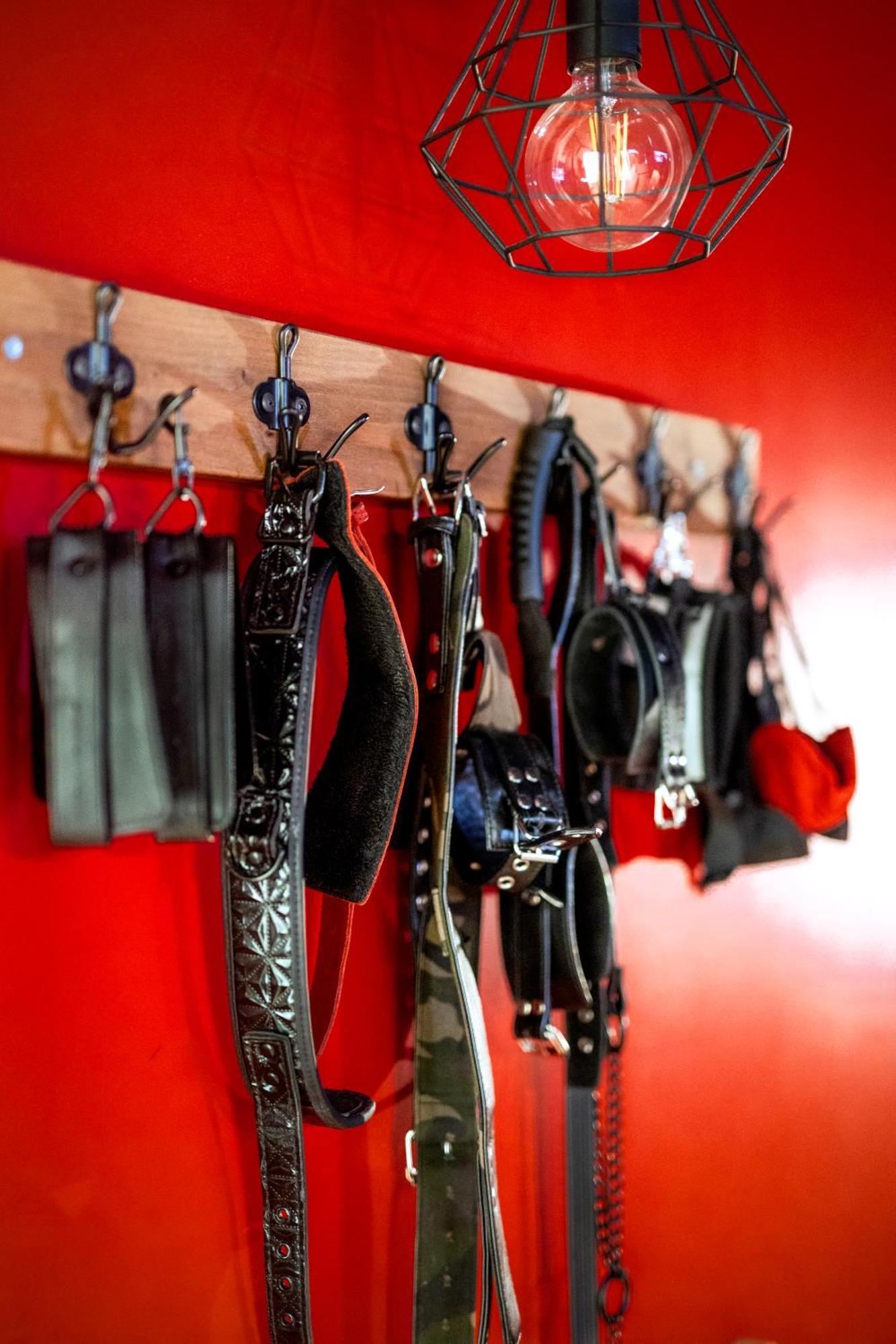 Bdsm Red Apartments Vilnius Ngoại thất bức ảnh